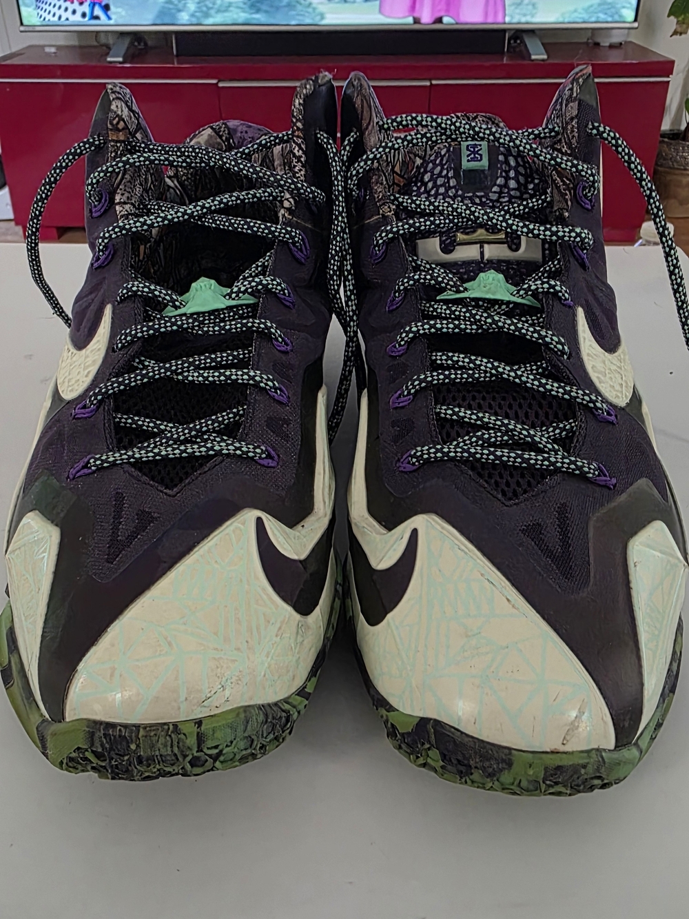Nike LeBron 11 All-Star Gator King Basketball Size 12 - Picture 2 of 9